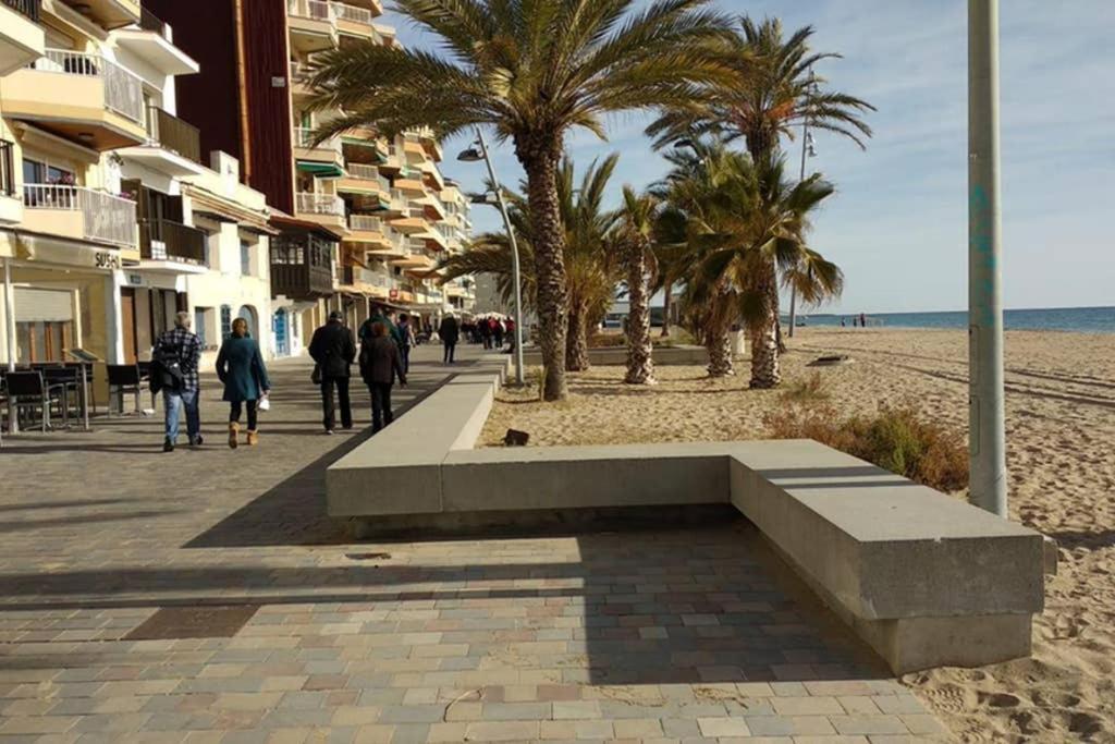 Apartamento En Calafell A 100M De La Playa Apartment Bagian luar foto