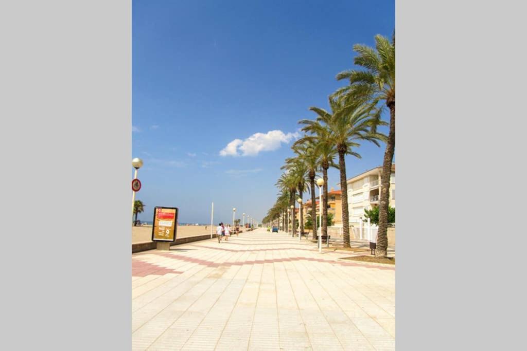 Apartamento En Calafell A 100M De La Playa Apartment Bagian luar foto